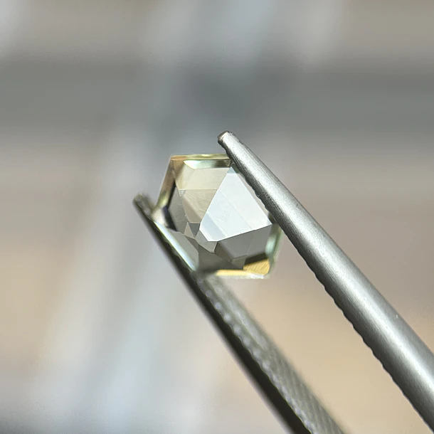 Amatista verde–1.25ct–8.2x6x4.6mm 3