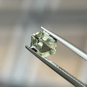 Amatista verde–1.25ct–8.2x6x4.6mm