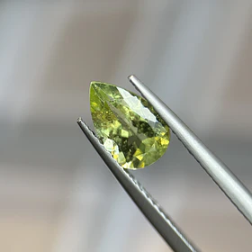 Peridoto–1.235ct–8.8x5.7x4.2mm