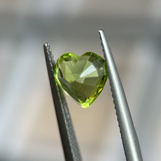 Peridoto–2.03ct–8x7.8x5mm 2