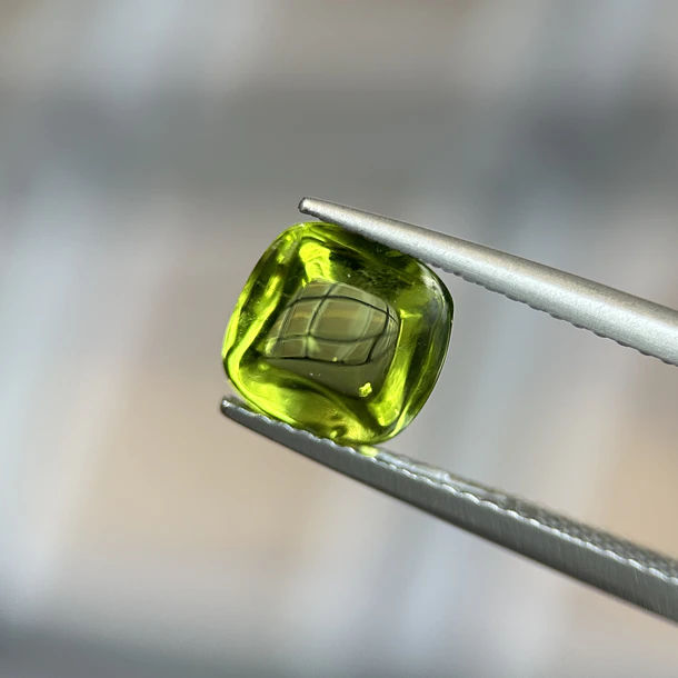 Peridoto–2.28ct–7.5x7.5x4mm 1