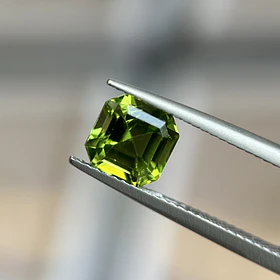 Peridoto–2.35ct–7x7x5.4mm