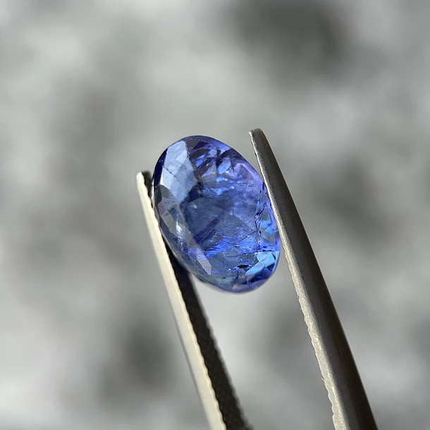 Tanzanita–5.65ct–12x9.1x6.1mm 2