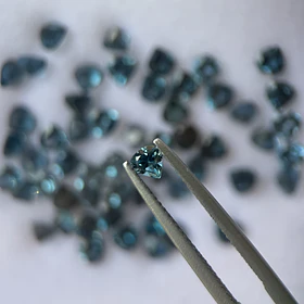 Topacio london blue-0.30ct-4x4mm
