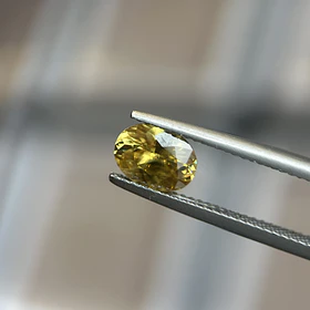 Esfeno AIG-1.24ct-8x6.09x3.93mm