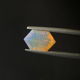 Ópalo–2.37ct–12.7x8.4x5.5mm