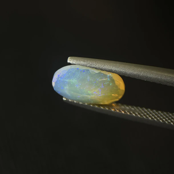 Ópalo–1.445ct–11.2x6.5x4.2mm 3