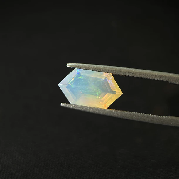 Ópalo–1.98ct–13x7.4x5mm 1
