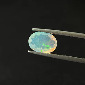 Ópalo–1.35ct–10.1x7.4x4.5mm
