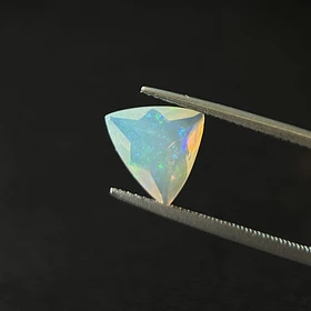 Ópalo–1.57ct–10.2x9.4x4.7mm