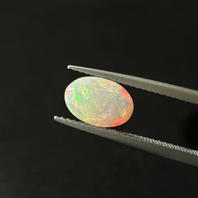 Ópalo–1.235ct–9.8x6.7x4.1mm