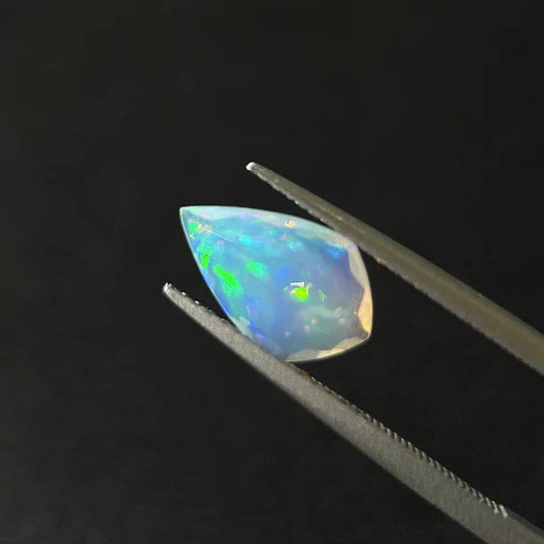 Ópalo–1.21ct–11.8x7.4x3.4mm 3