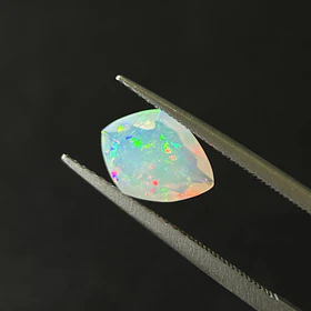 Ópalo–1.065ct–10.1x7.6x3.7mm