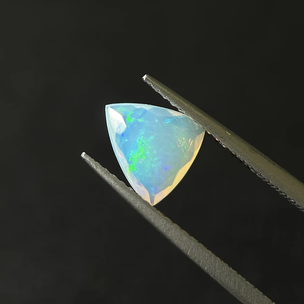 Ópalo–0.90ct–8.5x7.9x3.5mm 3