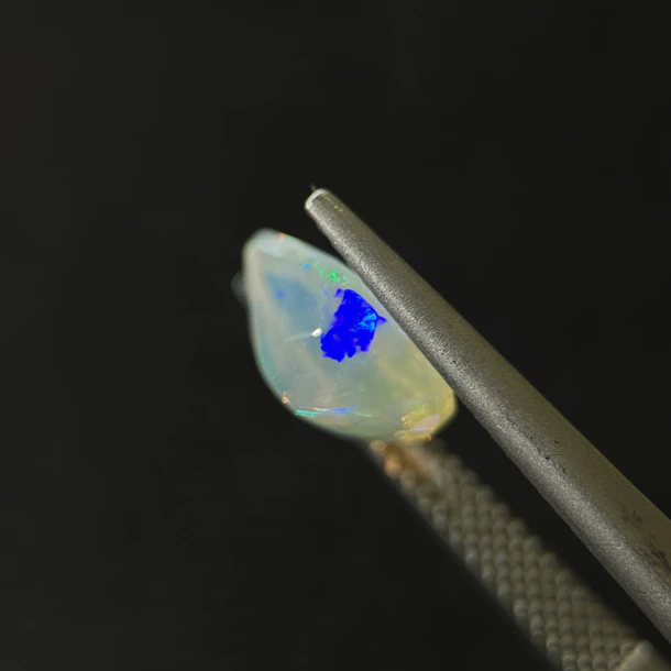 Ópalo–1.40ct–9.9x7.3x5mm 2