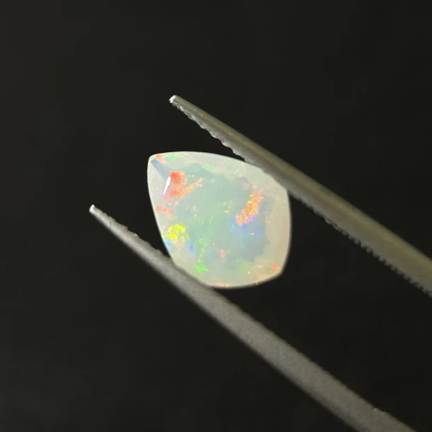 Ópalo–1.30ct–10.3x7.8x4.2mm 1