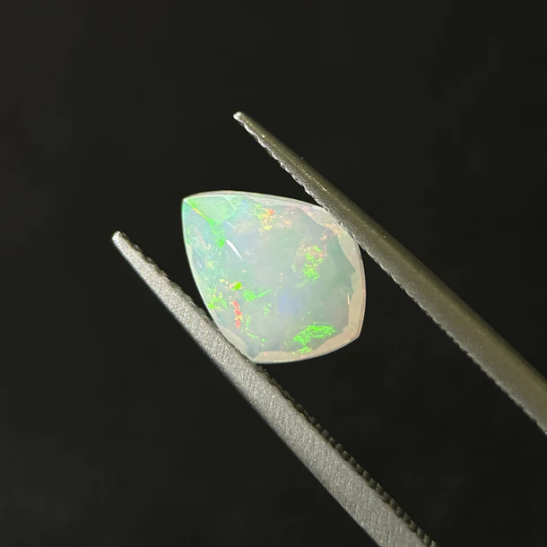 Ópalo–1.30ct–10.3x7.8x4.2mm 3