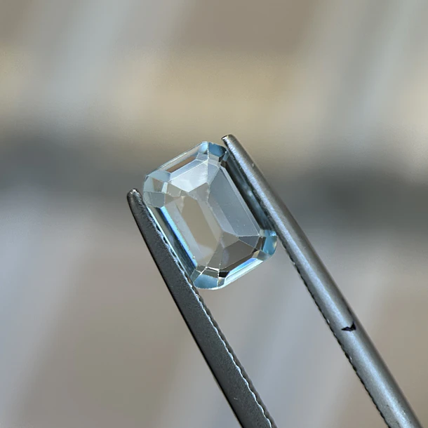 Topacio azul–1.92ct–8x6mm 3