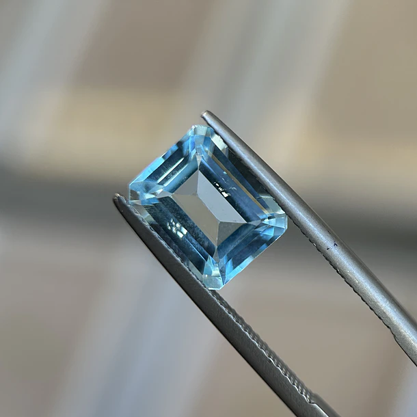 Topacio azul–4.25ct–10x8mm 1