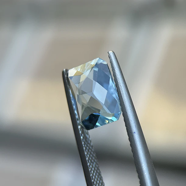 Topacio azul–3.855ct–10x8mm 2