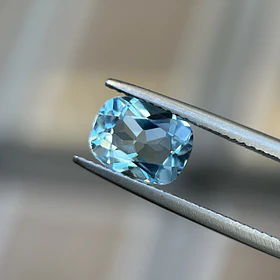 Topacio azul–2.71ct–9x7mm