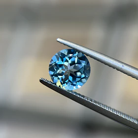 Topacio suizo–2.47ct–8mm