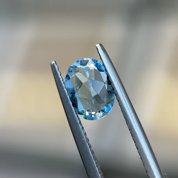 Topacio suizo–1.60ct–8x6mm 3