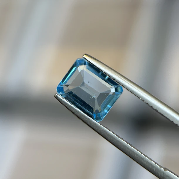 Topacio suizo–3.33ct–9x7mm 1