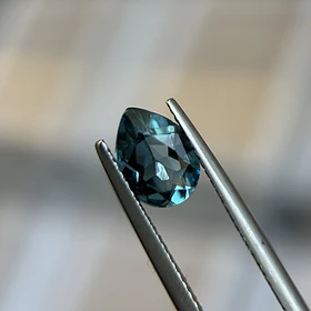 Topacio london blue–1.34ct–8x6mm