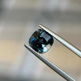 Topacio london blue–1.83ct–7x7mm