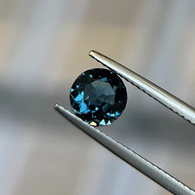 Topacio london blue–1.77ct–7mm