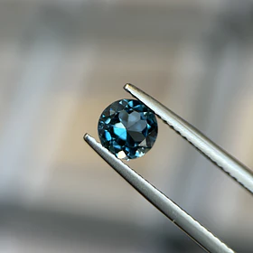 Topacio london blue–0.99ct–6mm