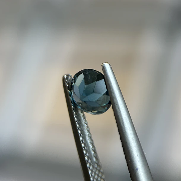 Topacio london blue–0.99ct–6mm 2
