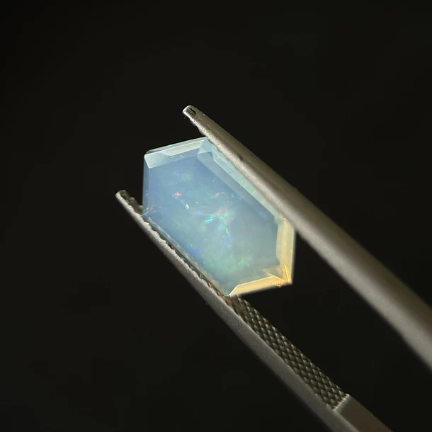 Ópalo–1.195ct–12.9x7.4x5mm 2
