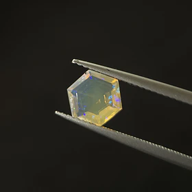 Ópalo–0.815ct–7x7x3.9mm