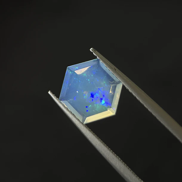 Ópalo–1.765ct–9.3x9.1x4.3mm 3