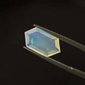 Ópalo–3.04ct–15.8x8.8x5.1mm