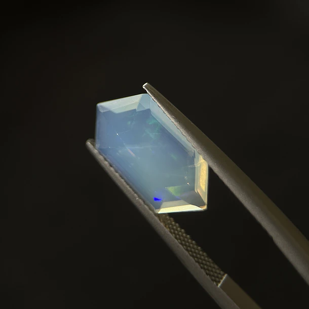 Ópalo–3.04ct–15.8x8.8x5.1mm 2
