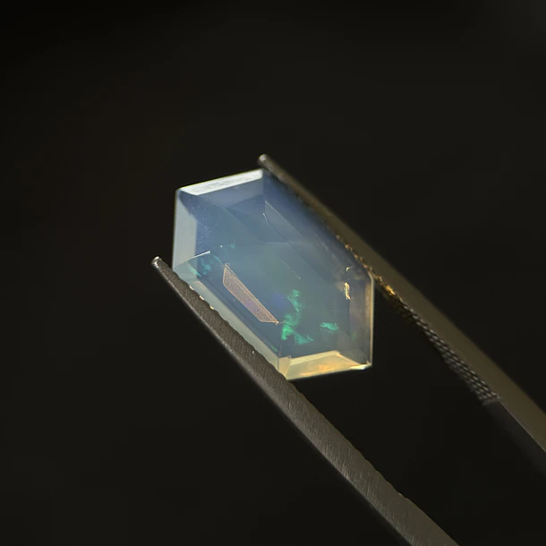 Ópalo–3.04ct–15.8x8.8x5.1mm 3