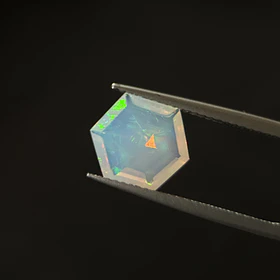 Ópalo–1.955ct–9.6x9.7x4.1mm