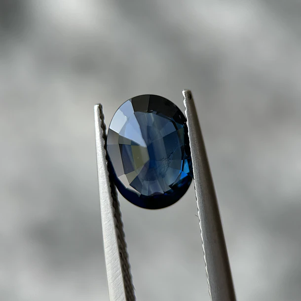 Zafiro GIA-2.35ct-9.2x7x4mm 3