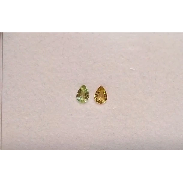 Duo de turmalinas corte pera 0.50ct pza - 6.9x4.9mm