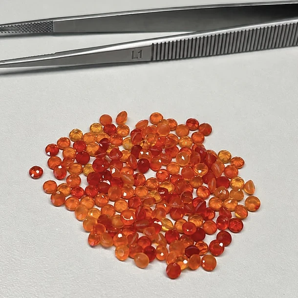 Cornalina–0.12ct–3mm 1