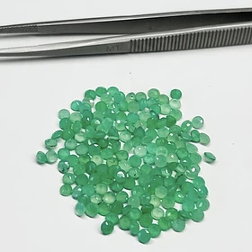 Crisoprasa–0.12ct–3mm