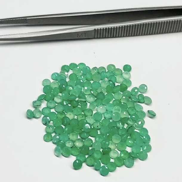 Crisoprasa–0.12ct–3mm 1