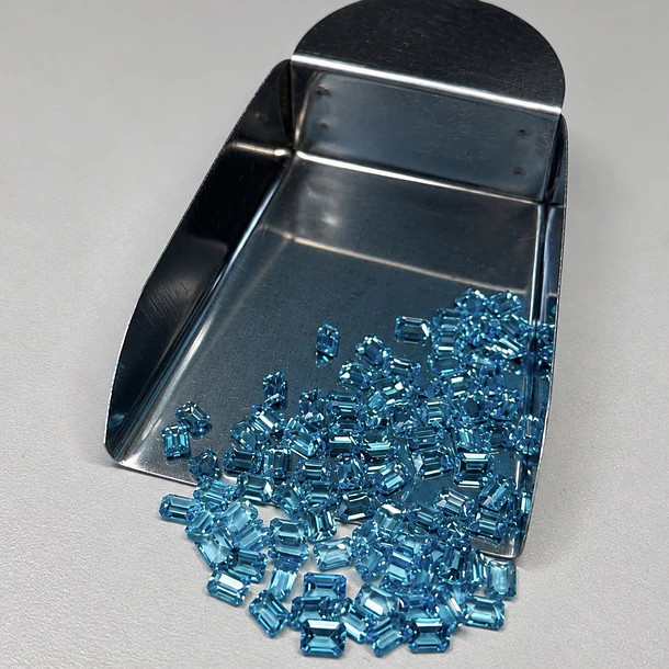 Topacio suizo–0.24ct–4x3mm 2
