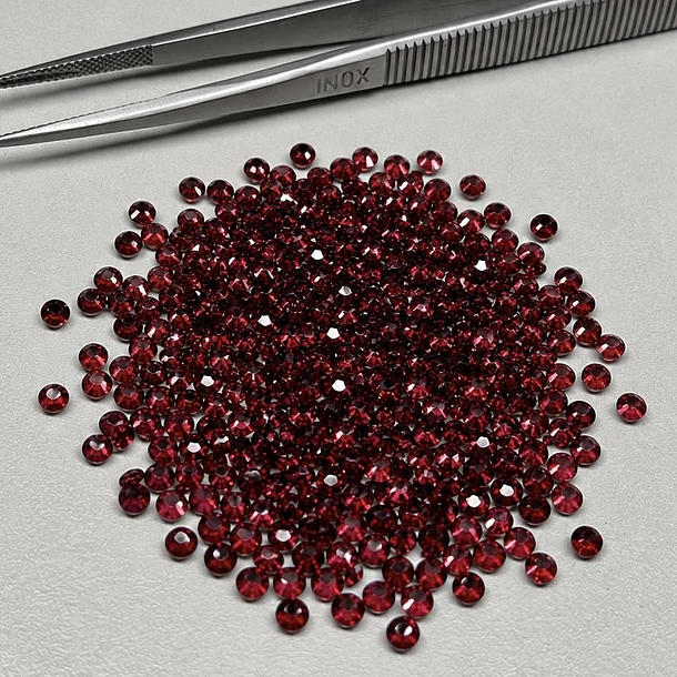 Granate rojo–0.12ct–2.6mm 1