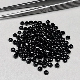Espinela negra–0.24ct–3mm