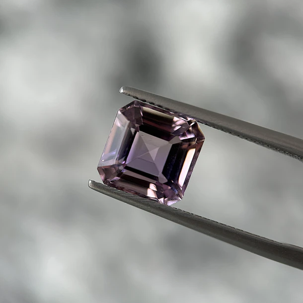 Ametrino–4.175ct–8.96x9.03x6.91mm 1