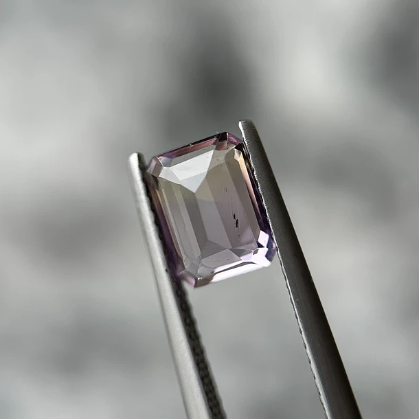 Ametrino–1.54ct–8.03x6.08x4.01mm 3